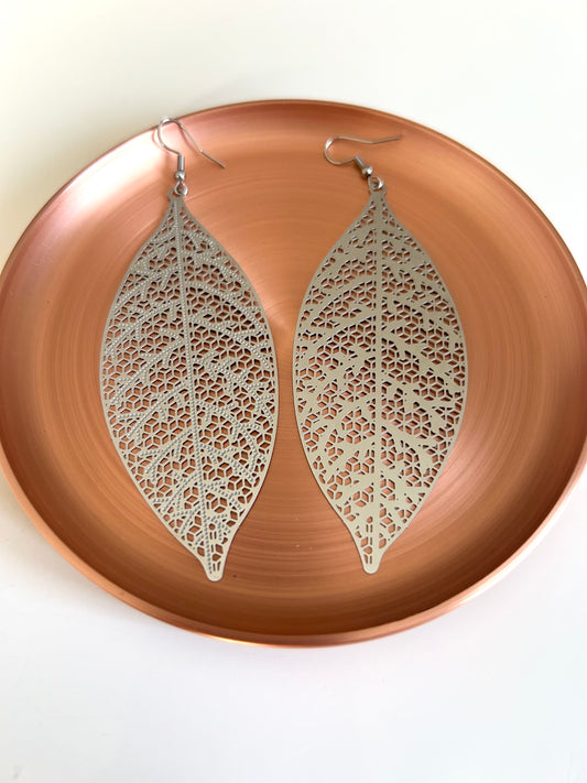 Boucles Gaia - Feuilles Ciselées Argentées