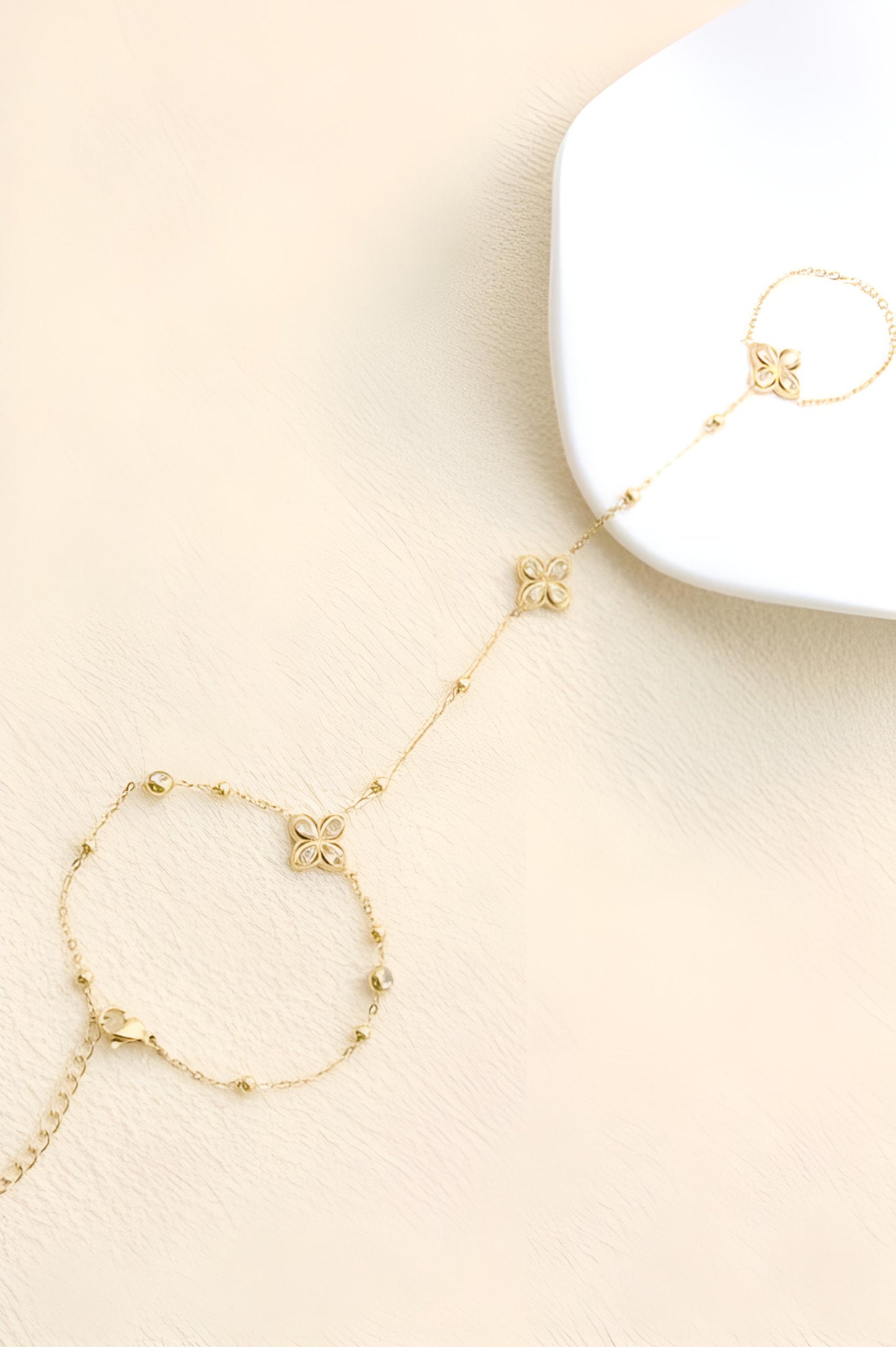 Bracelet-Bague Églantine - Dentelle Dorée & Cristaux