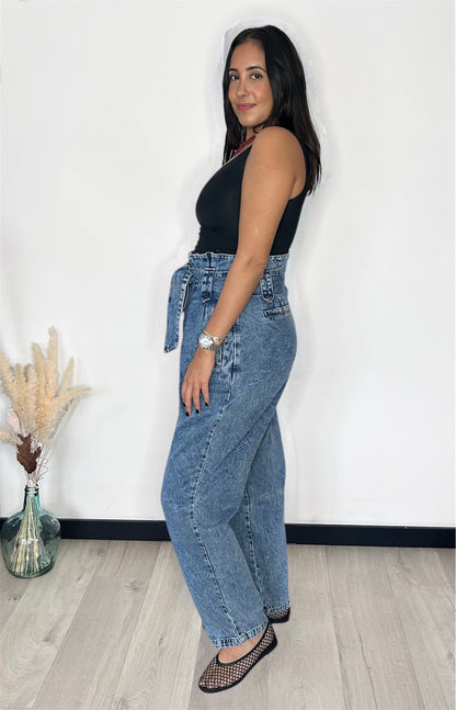 Jean taille haute noué