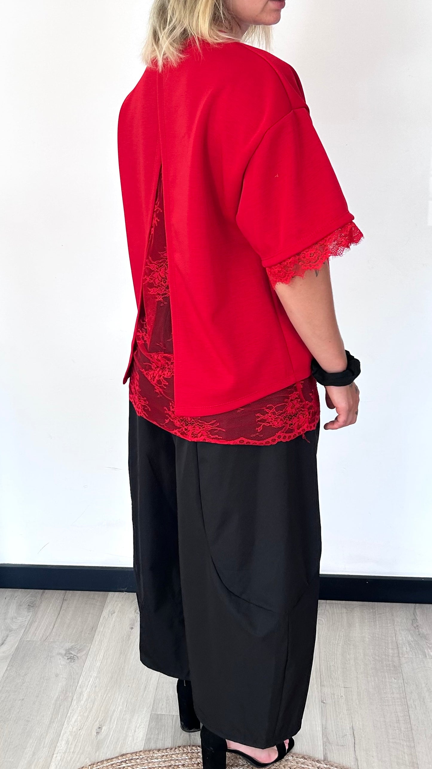 T-shirt Dentelle LIVIA – Rouge