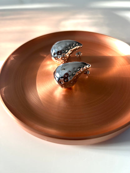 Boucles d'Oreilles Ondine - Gouttes Argentées Martelées