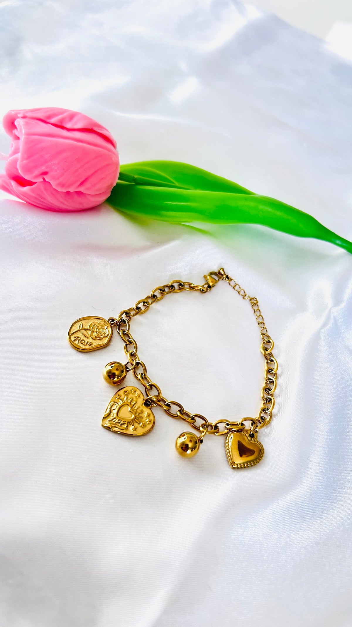 Bracelet MIRA – Doré Breloques Cœur