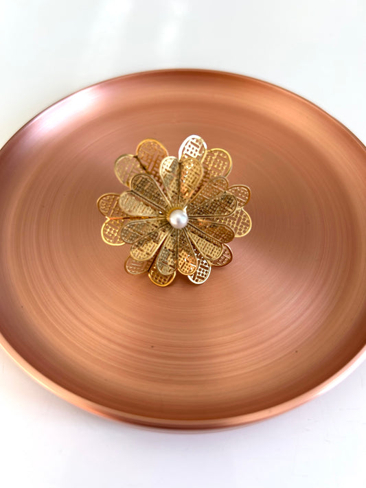 Bague Statement Fleur Contemporaine Ajourée