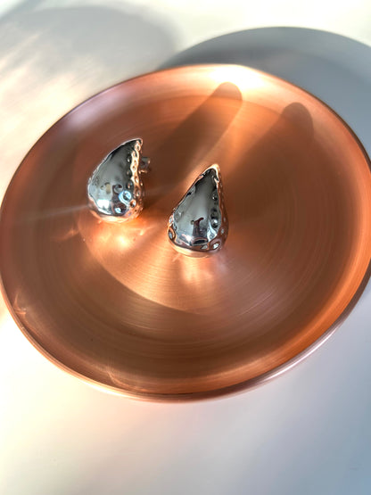 Boucles d'Oreilles Ondine - Gouttes Argentées Martelées