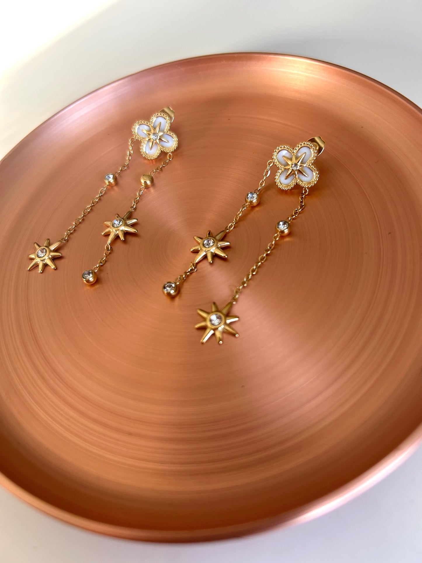 Boucles d'Oreilles Lyra - Cascade de Trèfles & Étoiles