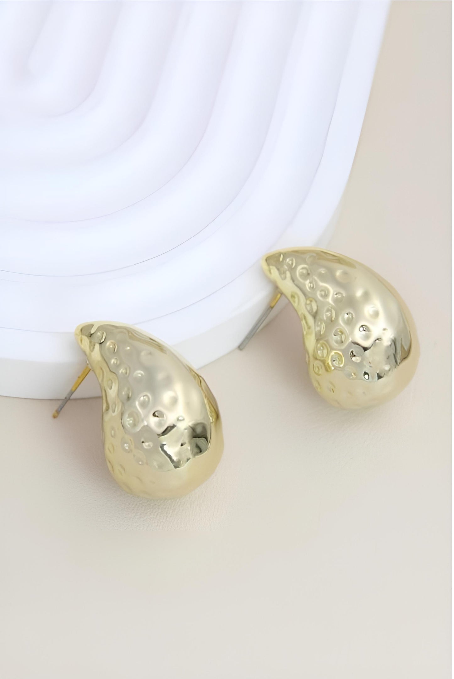 Boucles d'Oreilles Ondine - Gouttes Dorées Martelées