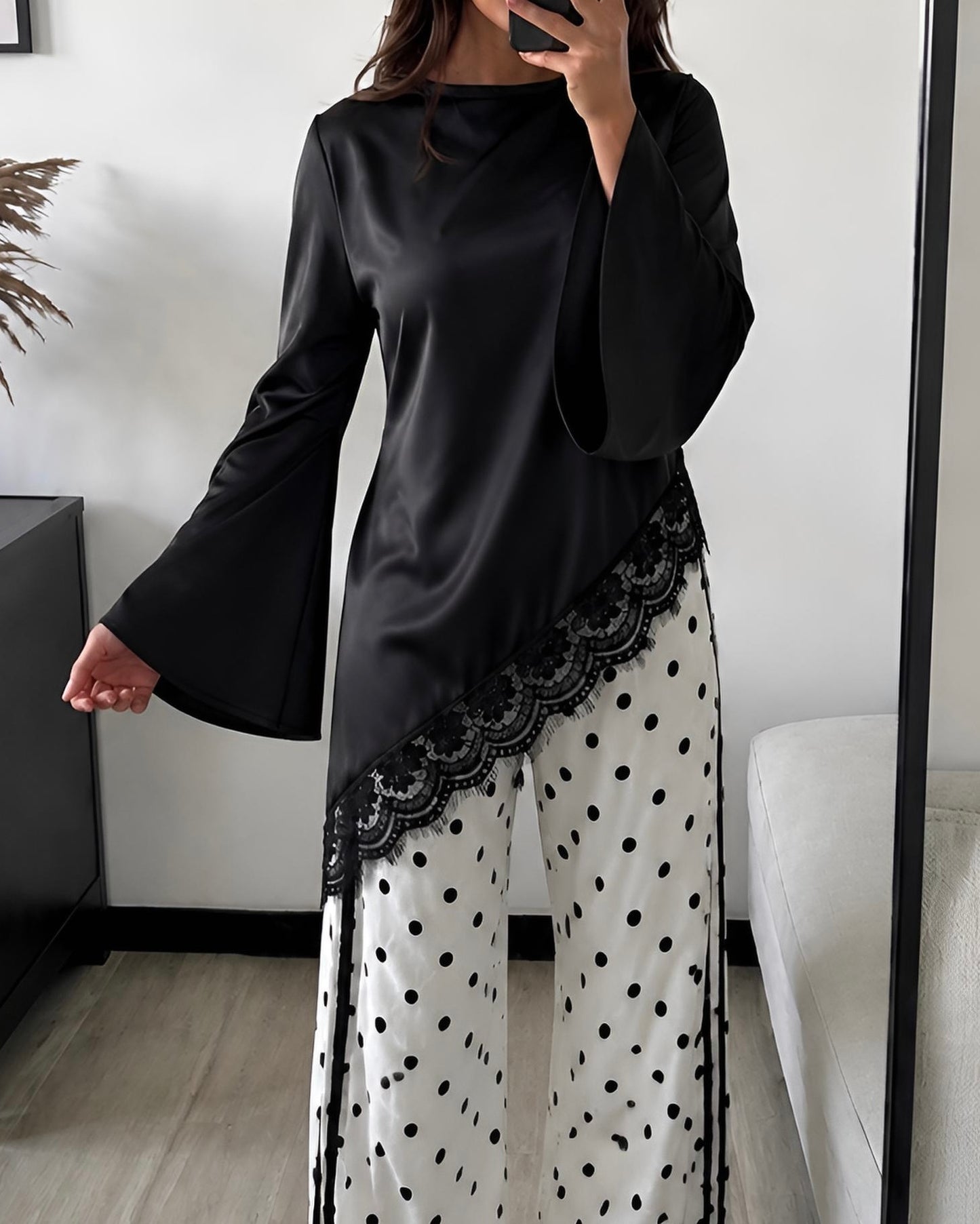 Top Long Asymétrique Dentelle ONYX