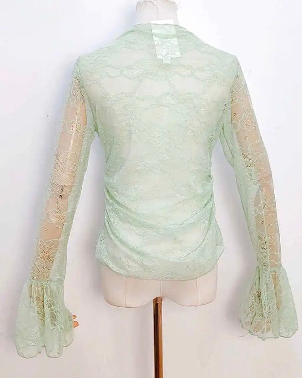 Top dentelle vert d’eau JADE