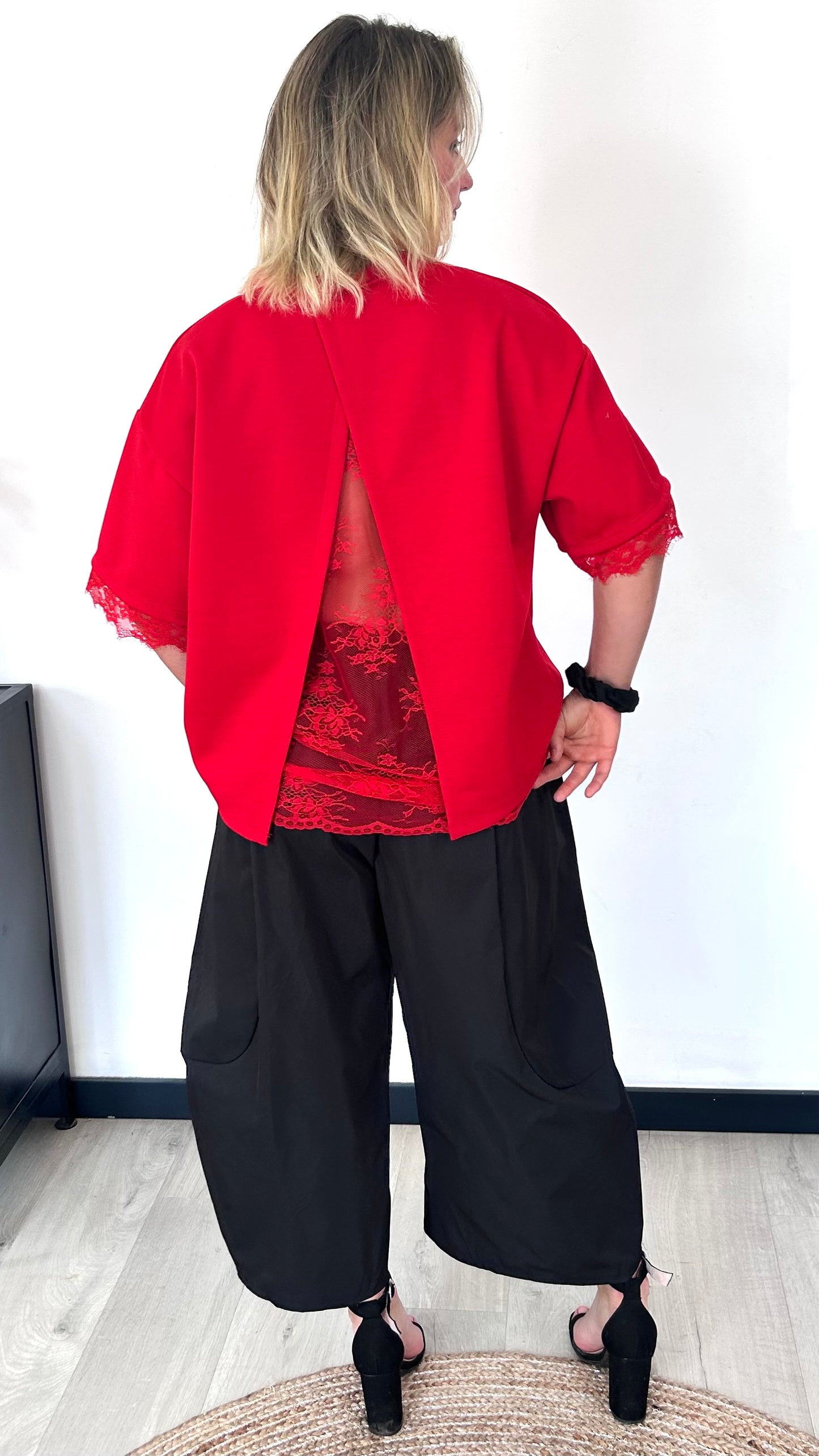 T-shirt Dentelle LIVIA – Rouge