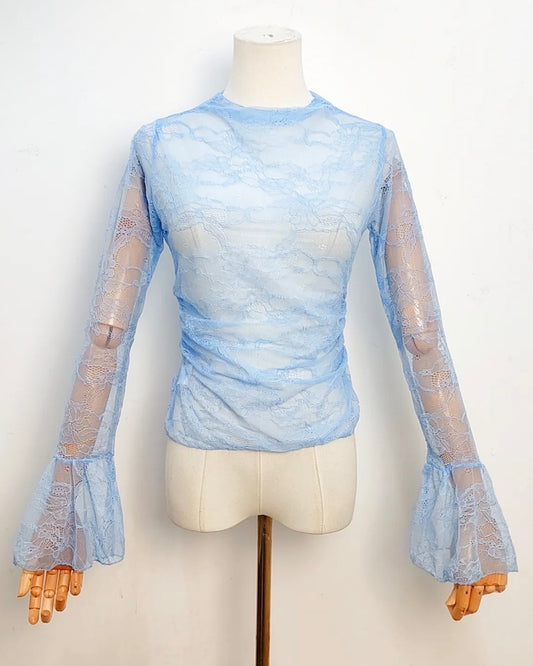 Top dentelle bleu ciel JADE