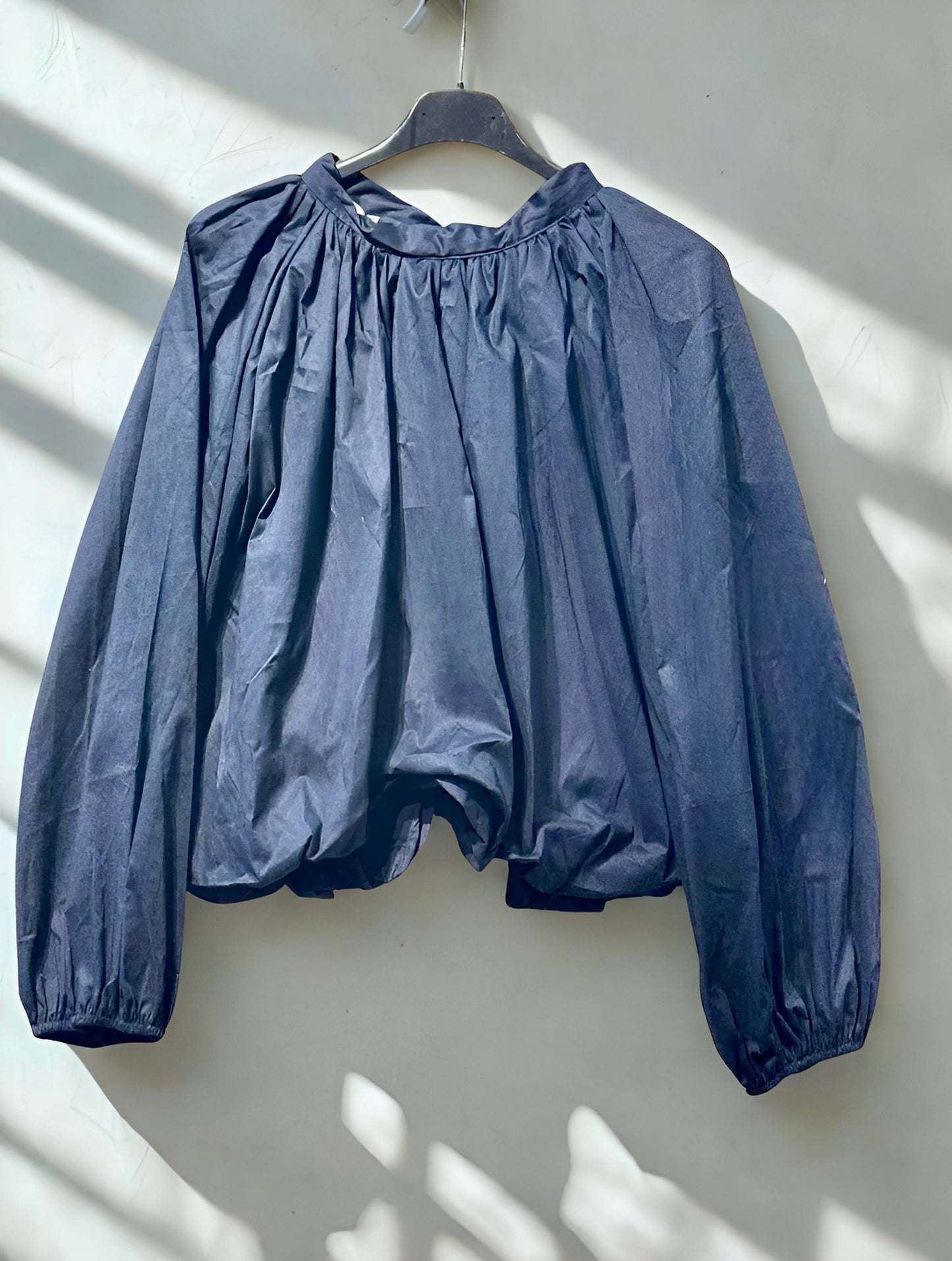 Blouse Dos Nu NINA – Bleu Marine