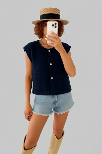 Gilet sans manches effet bouclé à bouton dorés