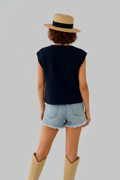 Gilet sans manches effet bouclé à bouton dorés