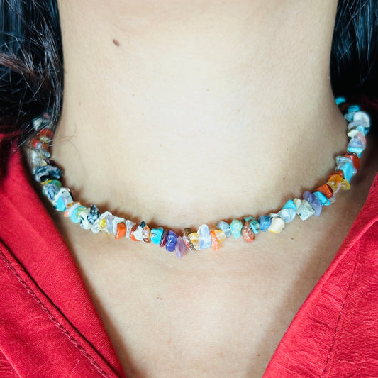Collier Ras de Cou Pierres Naturelles Concassées Multicolores (Acier Inoxydable)