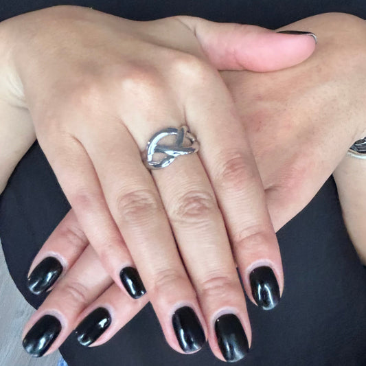 Bague Tendance Entrelacs Sculptural Acier Inoxydable Argenté (Ajustable)