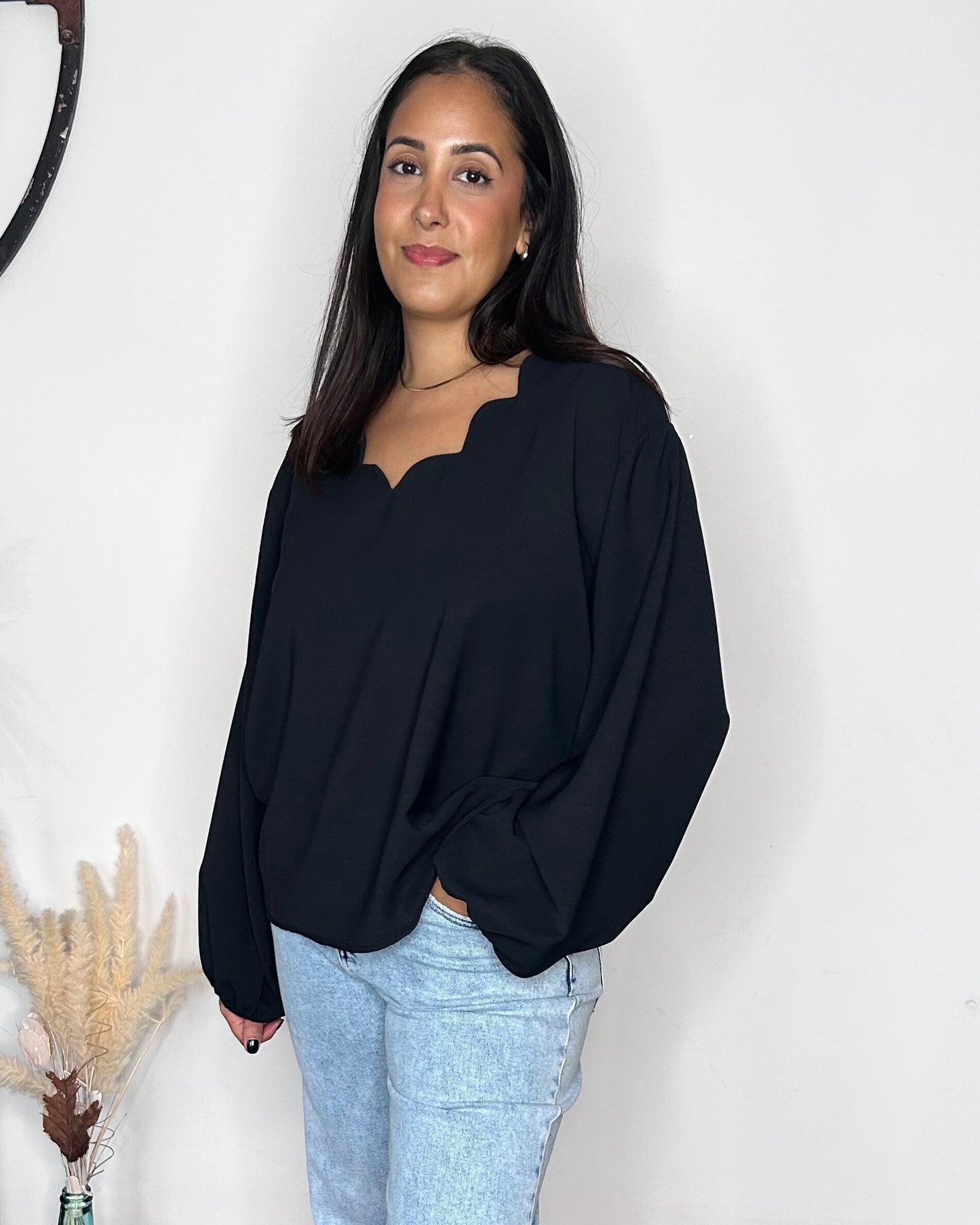 Blouse Fluide à Col Festonné - Noir Intense